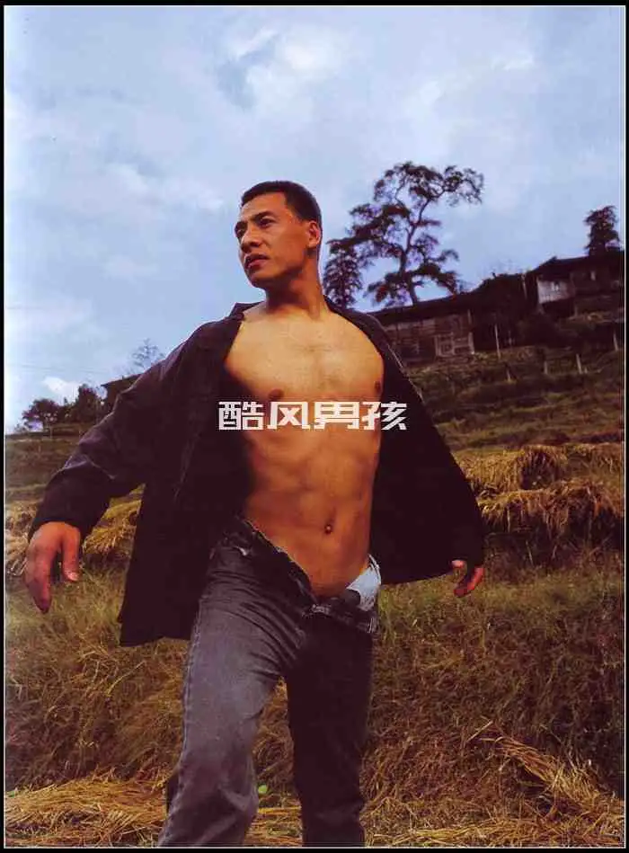杜达雄 | NAKED DRAGON 赤龙-五位中国籍健身教练 | 全见版